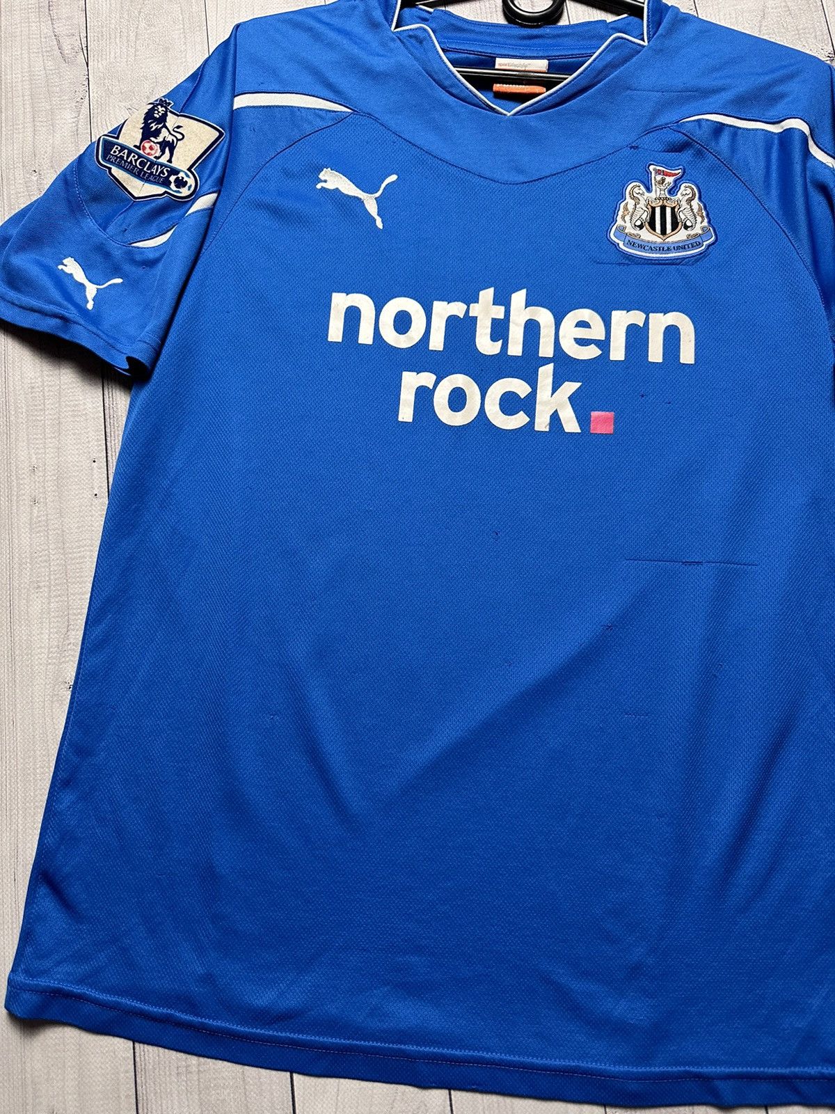 Puma × Vintage Vintage New Castle United soccer jersey size S blue Size US S / EU 44-46 / 1 - 3 Thumbnail