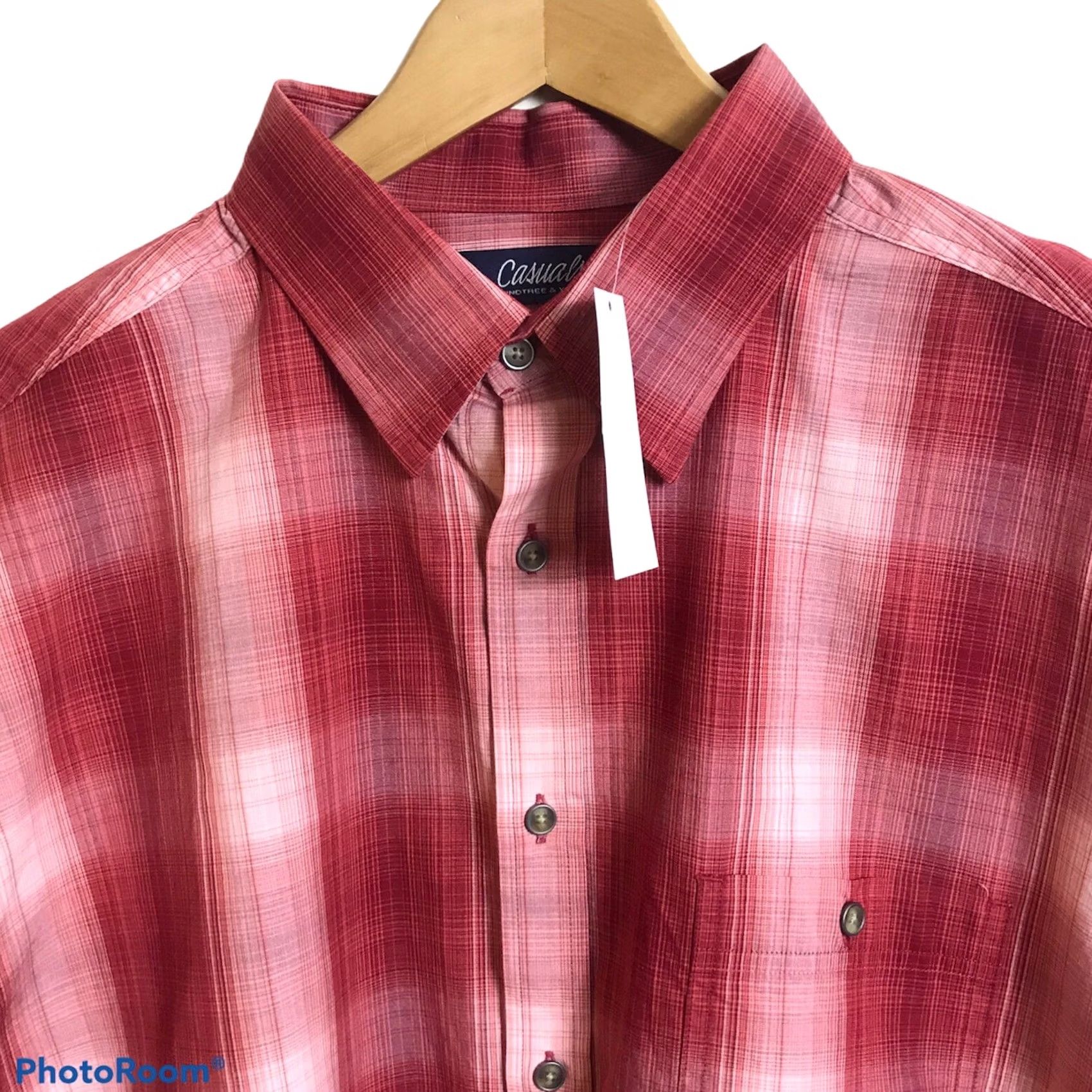 Roundtree & Yorke Roundtree & Yorke Casuals Shirt Mens Sz XL Red Ombré Plaid Button Front NEW Size US XL / EU 56 / 4 - 3 Thumbnail