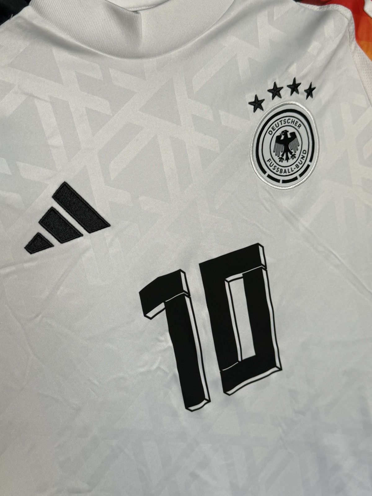 Adidas KIDS Germany 2024 Home Musiala Football Jersey T-Shirt Size US XS / EU 42 / 0 - 4 Thumbnail