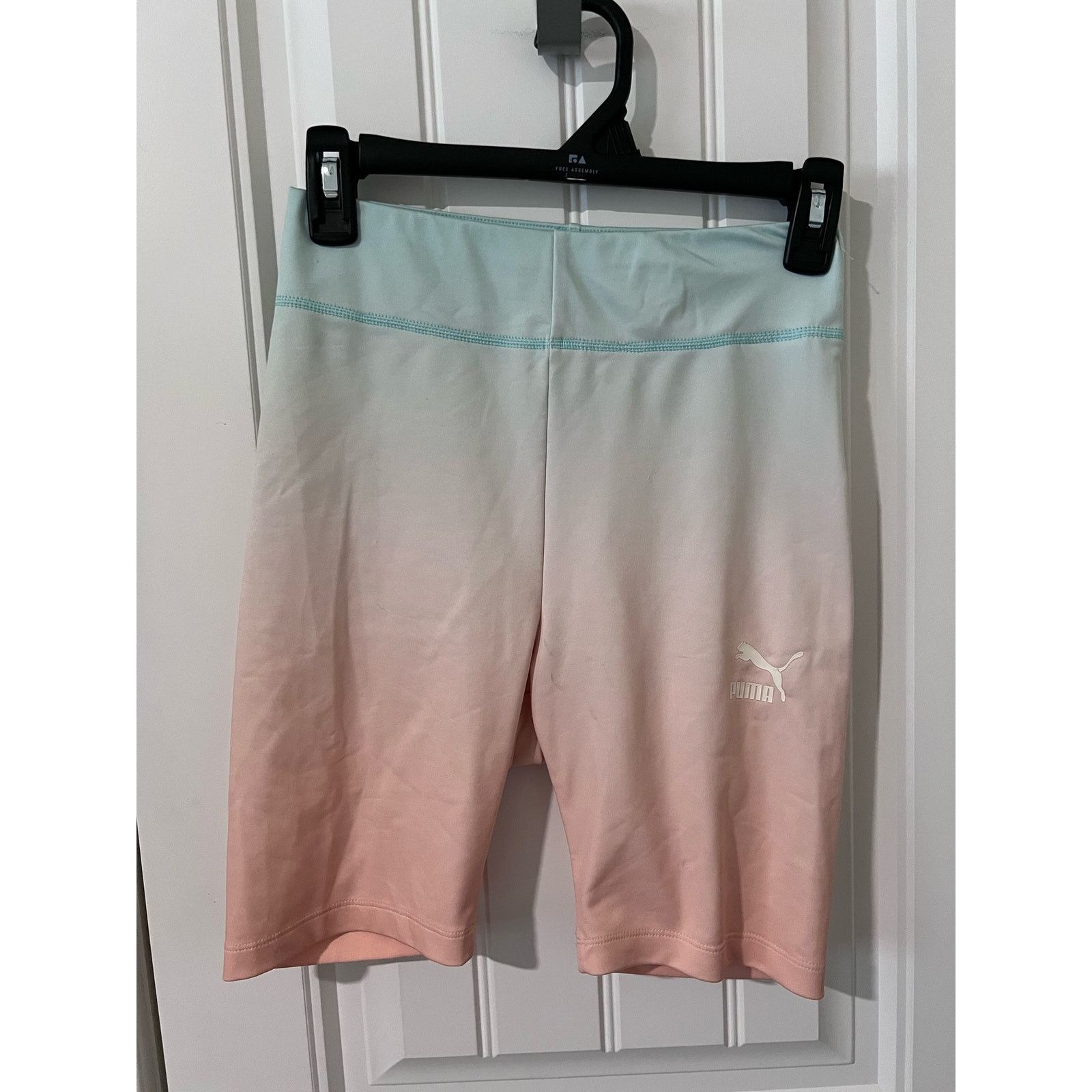 Puma Ombré Logo Gloaming Athletic Short Tights Small Green Peach Size 28" / US 6 / IT 42 - 2 Thumbnail