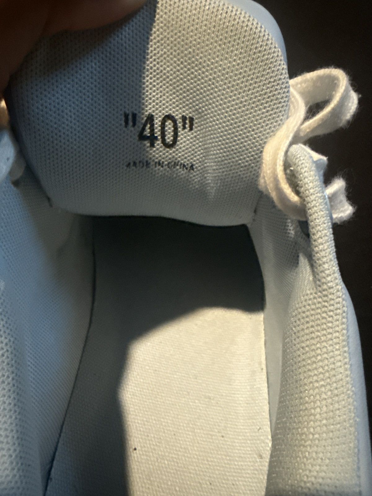 Off-White Off-White out of office Size US 7 / EU 40 - 8 Thumbnail