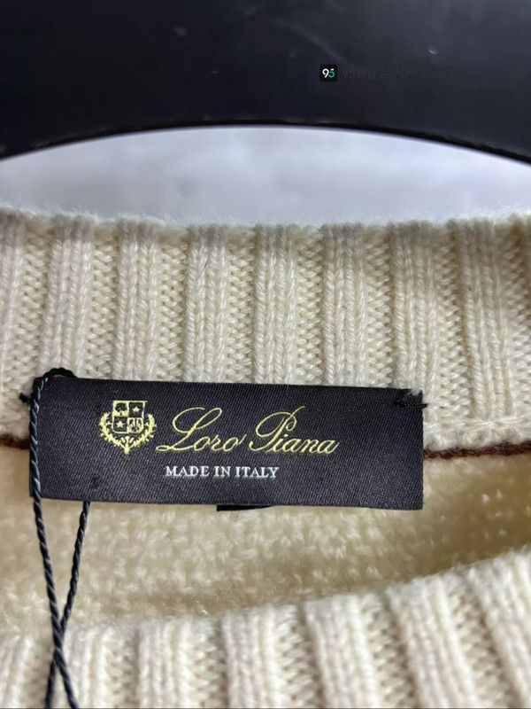 Loro Piana Loro Piana Men's White Crew Neck Sweater Size US L / EU 52-54 / 3 - 1 Thumbnail
