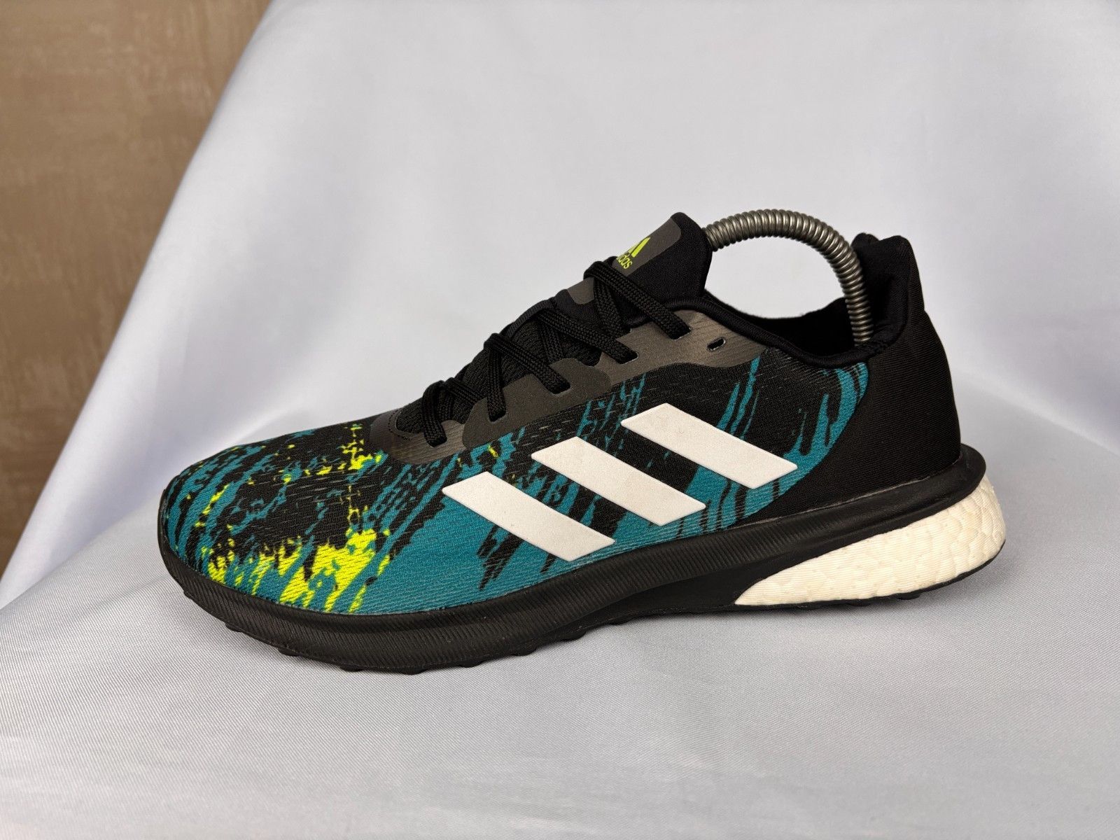 Adidas MINT! Adidas Astrarun Trainers Sneakers (FW5448) Size US 9 / EU 42 - 1 Thumbnail