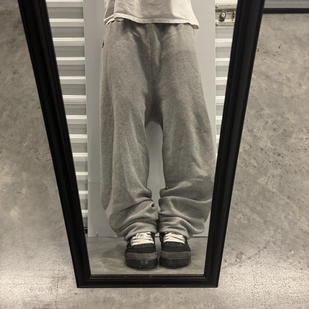Japanese Brand × Vintage Crazy Vintage 90s Baggy Light Grey Essential Sweatpants! Size US 36 / EU 52 - 1 Thumbnail