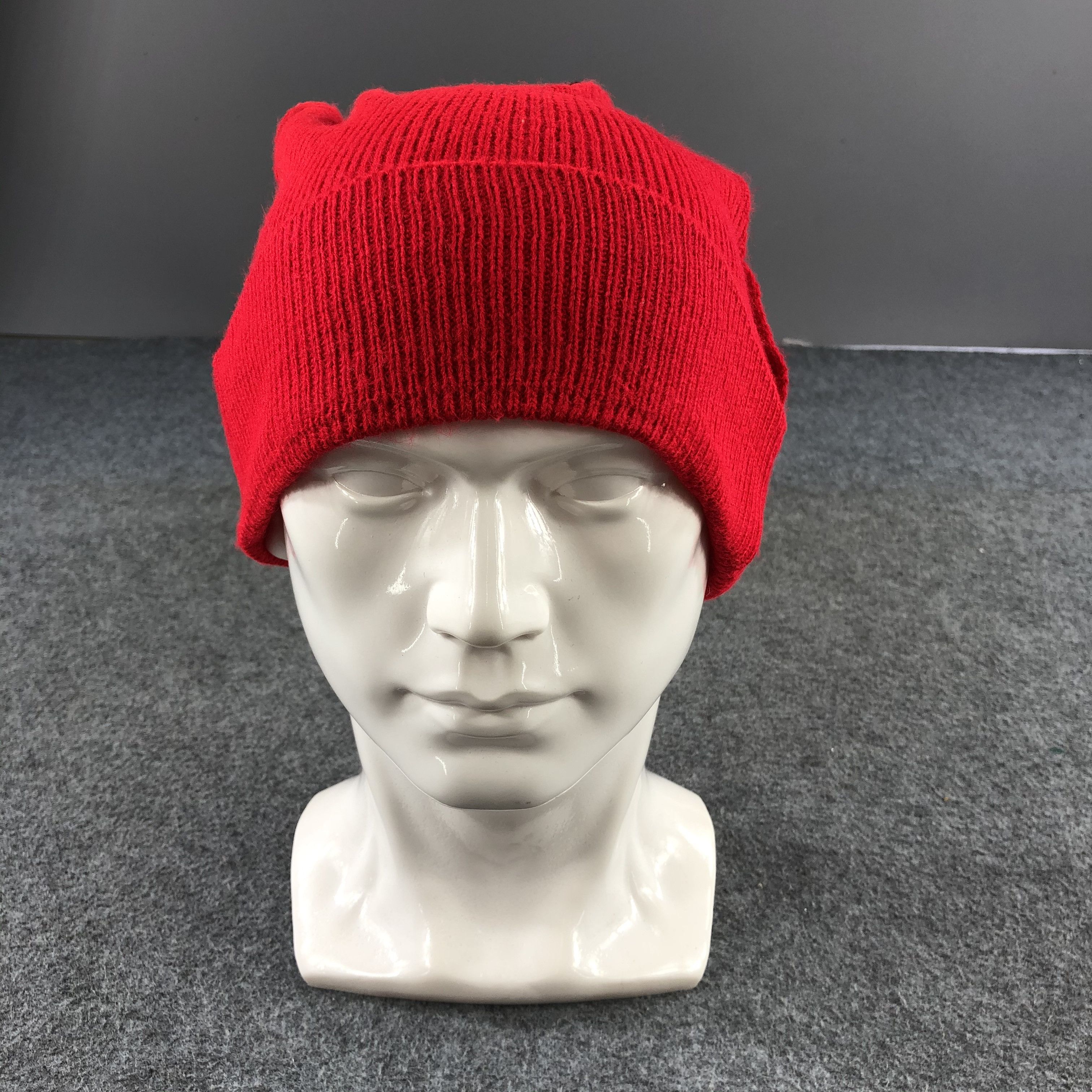 Disney Winnie the Pooh Red Bobble Beanie Snowcap Snow Hat B482 Size ONE SIZE - 1 Thumbnail