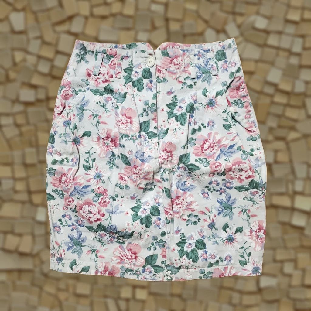 Vintage VINTAGE Best American Clothing Skirt Women's Size S Floral Cotton USA Made knee Length A-Line Buttons Pockets Slit White Spring Summer Fall Womens Size 28" / US 6 / IT 42 - 1 Thumbnail