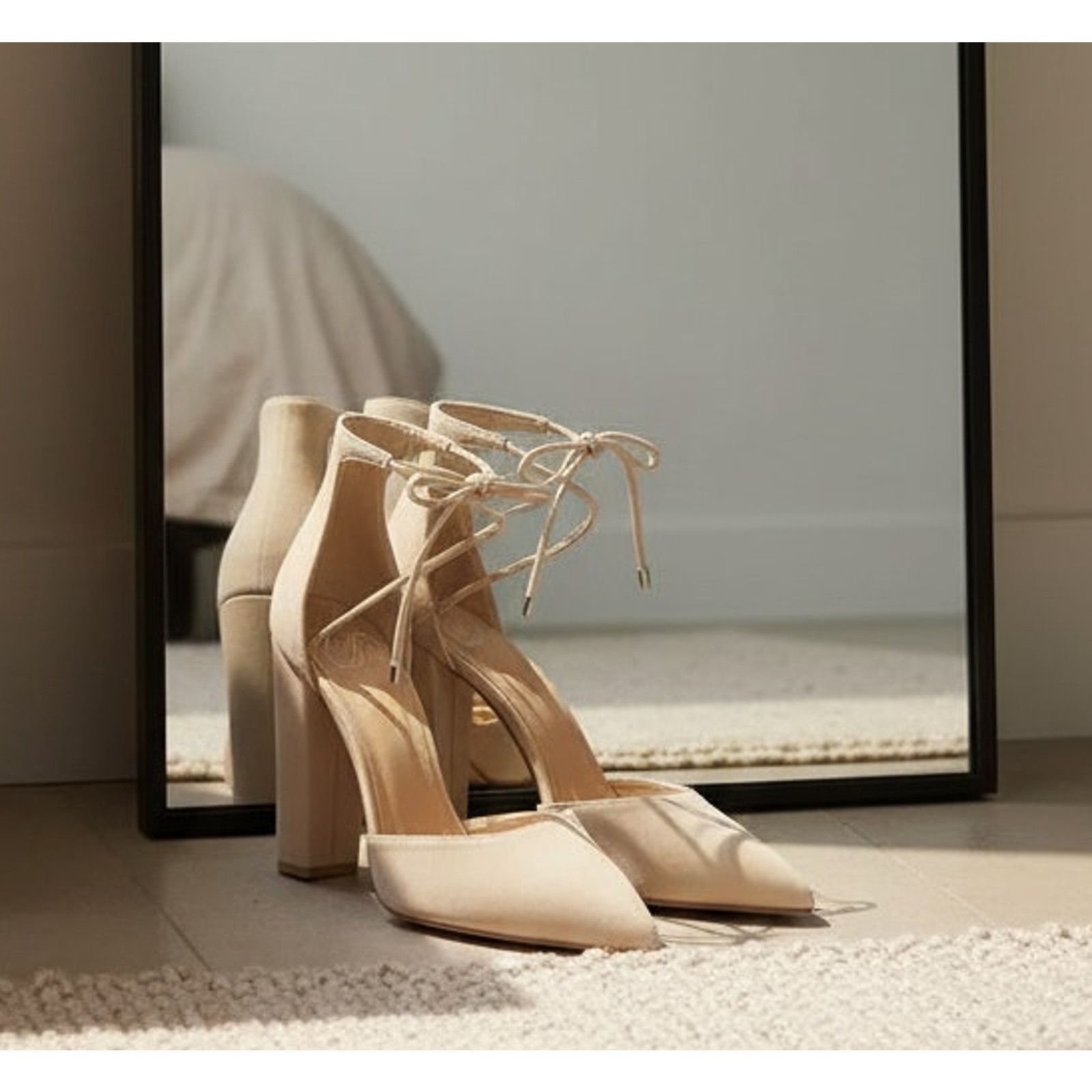 The Unbranded Brand Womens D'Orsay Pumps Beige Pointed Toe Ankle Wrap Size 10M Size US 10 / IT 40 - 1 Thumbnail
