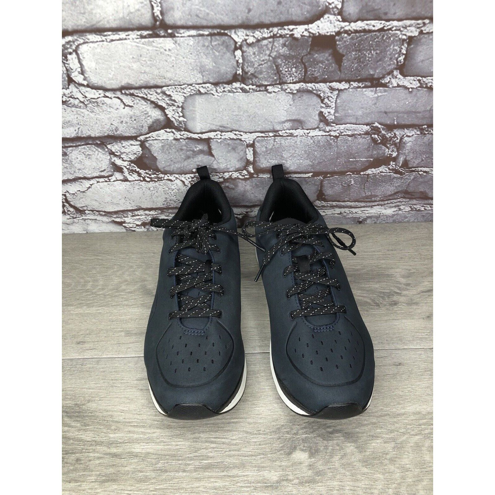 Other Shimano CT5 SPD Navy Synthetic Lace Up Sneaker Cycling Shoes Size US 7 / EU 40 - 16 Thumbnail