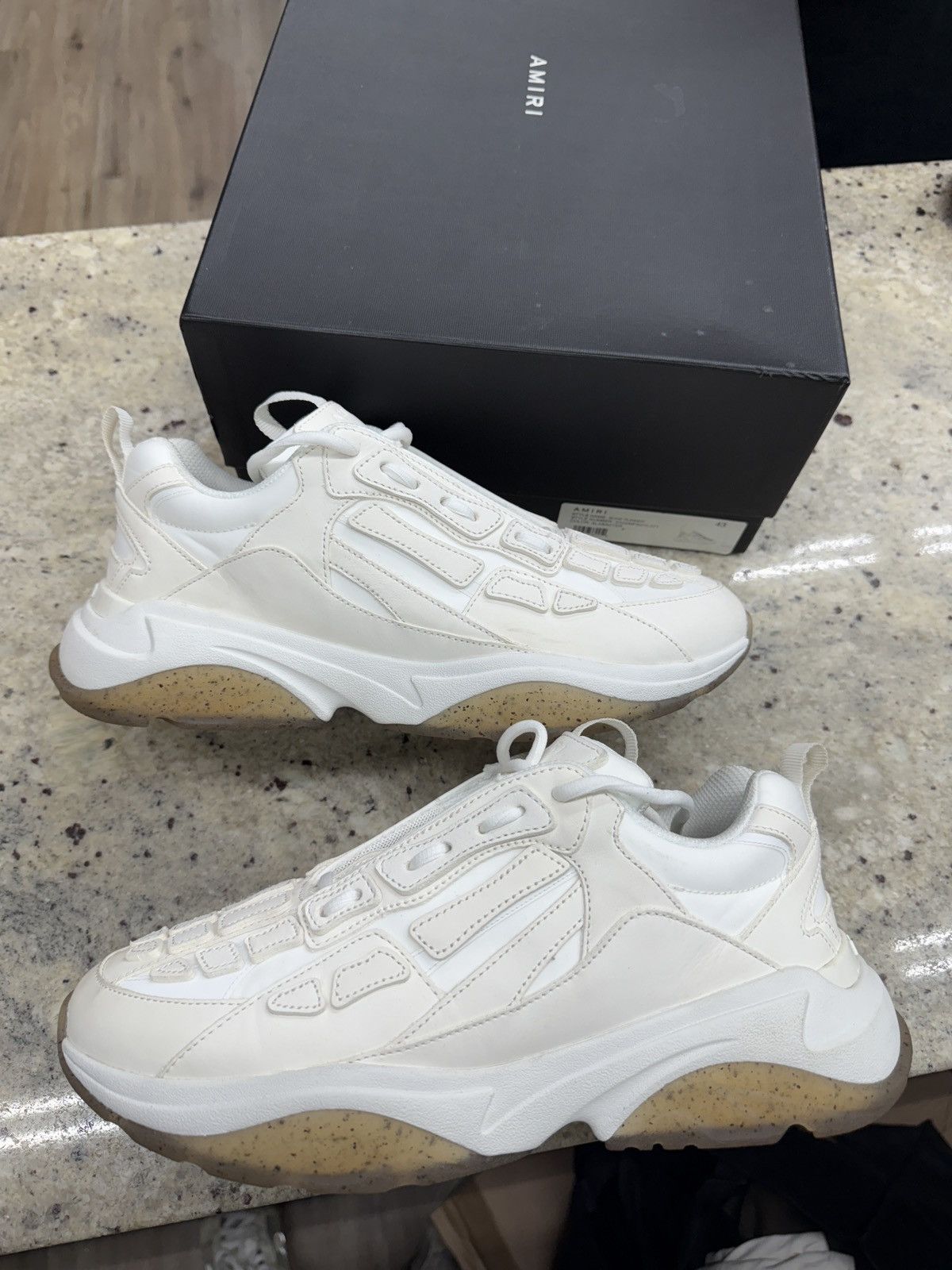 Amiri Amiri White Bone Runners Size US 10 / EU 43 - 1 Thumbnail