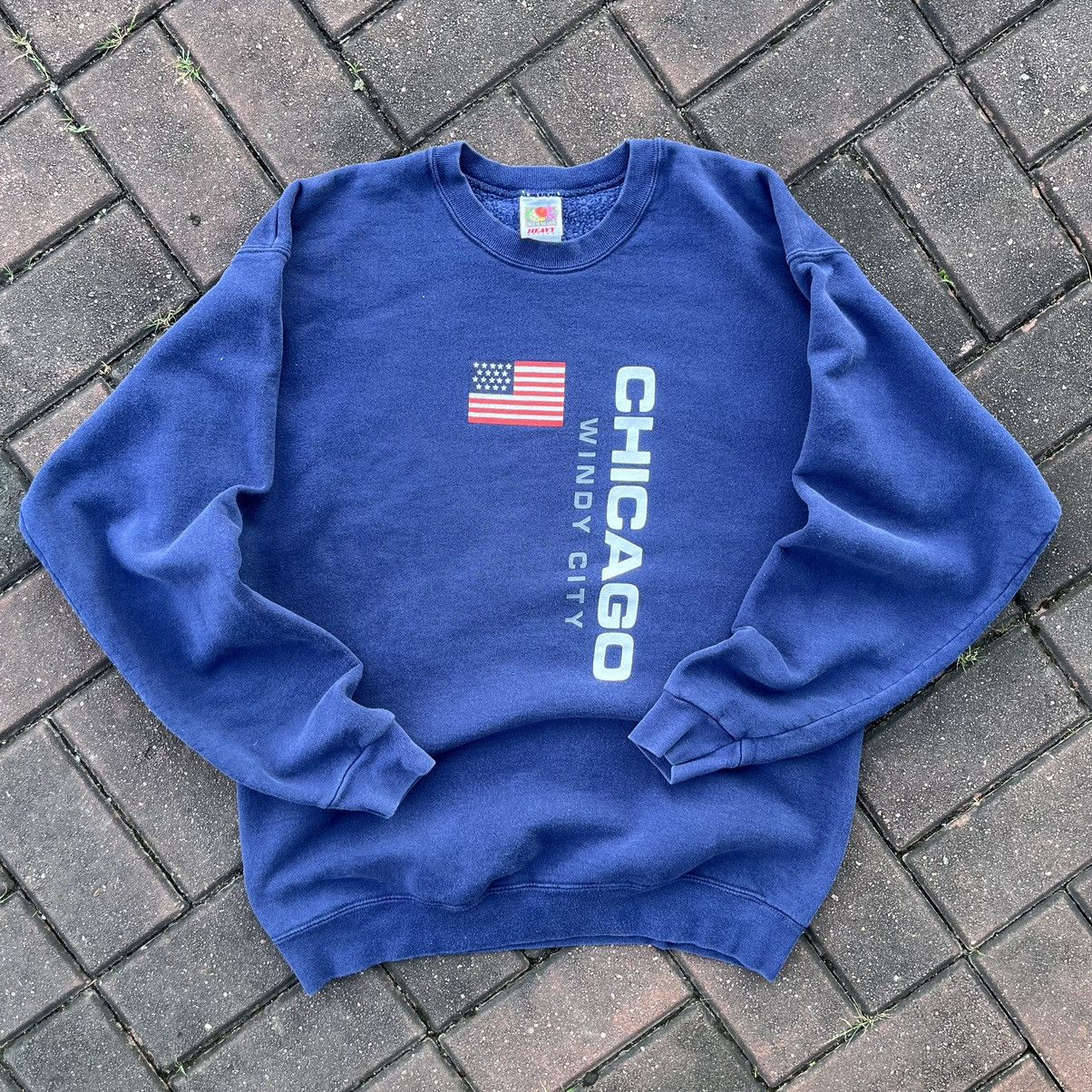 Fruit Of The Loom × Vintage VINTAGE 90s CHICAGO SPELLOUT PRINTED SWEATSHIRT Size US L / EU 52-54 / 3 - 1 Thumbnail