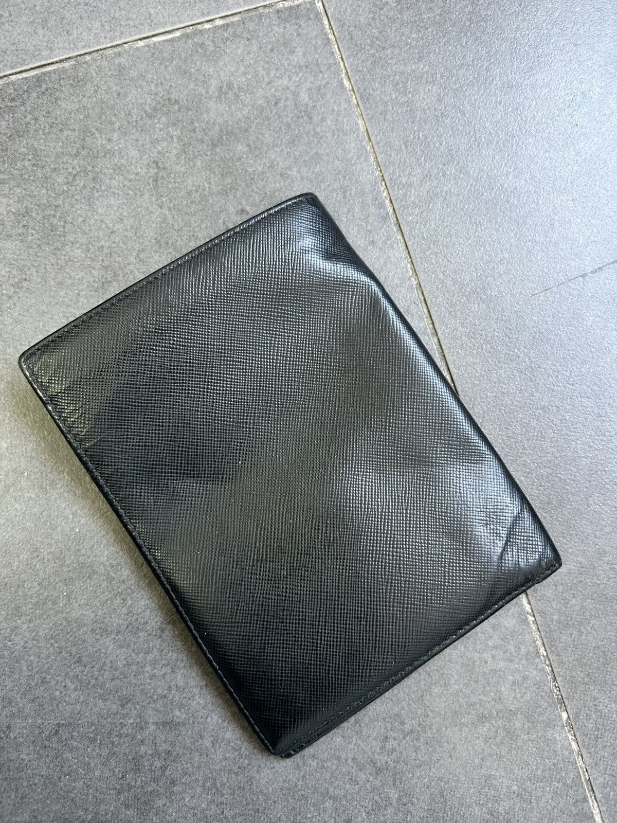 Prada Vintage Prada saffiano wallet cardholder Size ONE SIZE - 17 Thumbnail