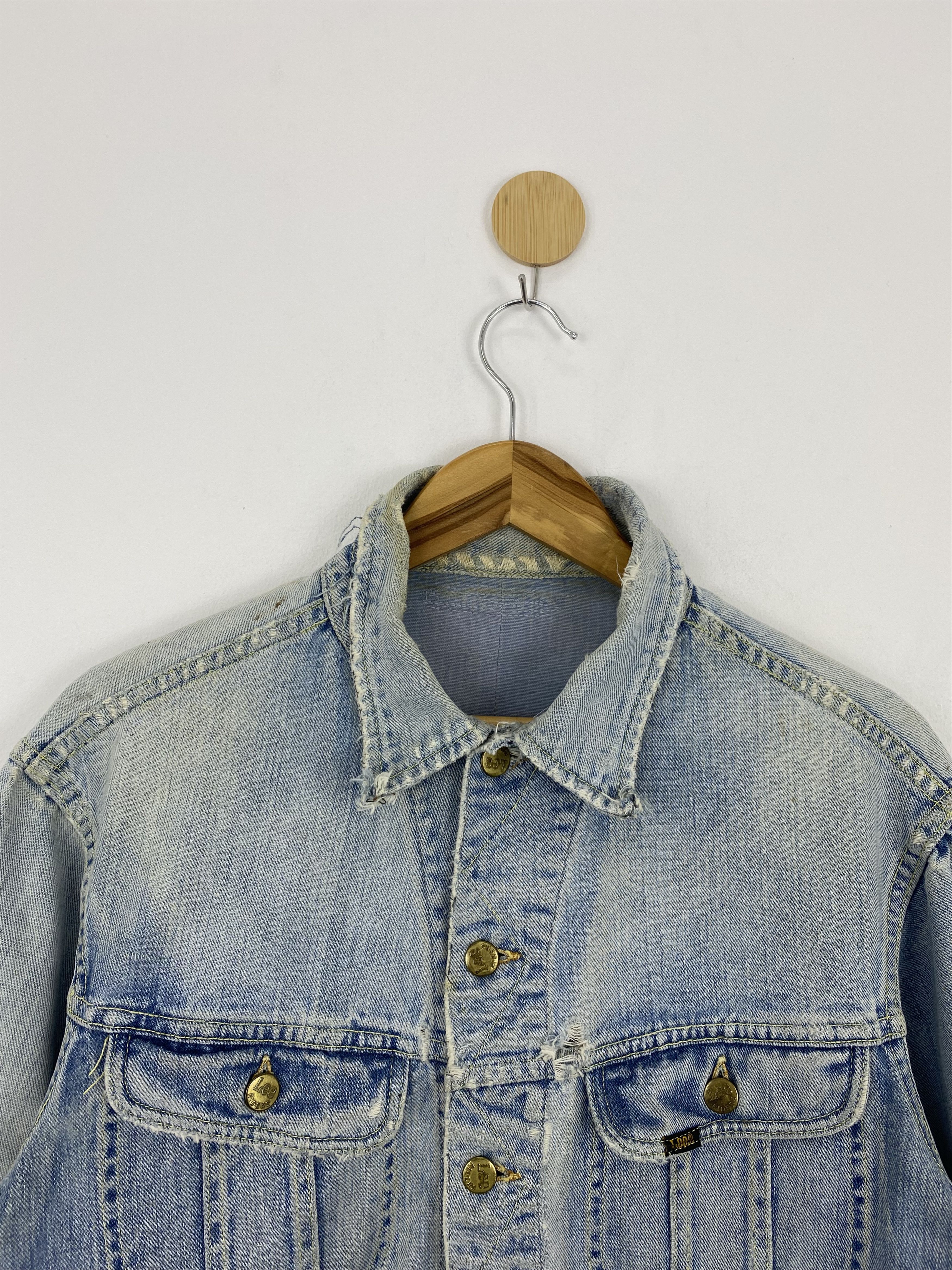Lee Vintage 90s Lee Riders Ripped Button Up Denim Jacket MJ0004 Size US M / EU 48-50 / 2 - 2 Thumbnail