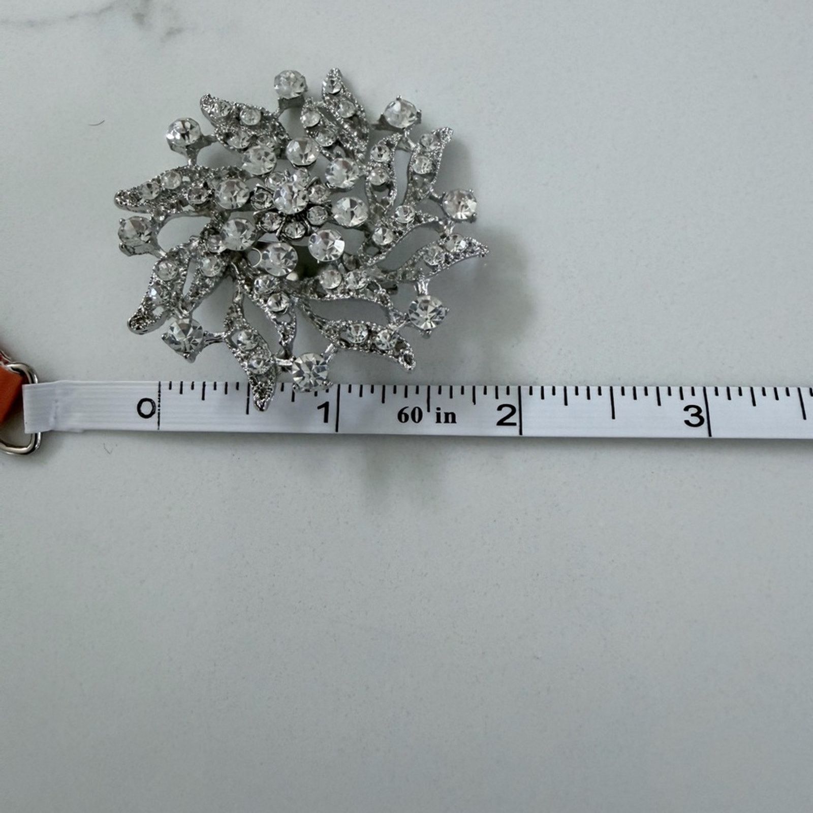 Other Vintage Silver Crystal Flower Swirl Floral Starburst Brooch Size ONE SIZE - 4 Thumbnail