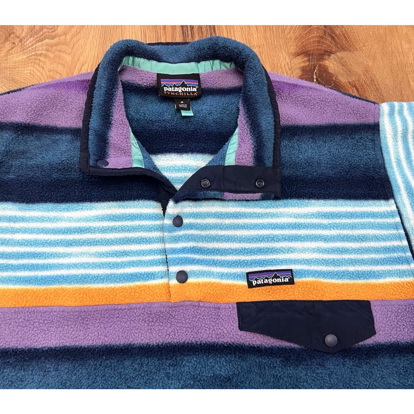 Patagonia Patagonia Snap-T Fleece Pullover Jacket Striped Mens M Blue Stand-Up Collar Jersey: Synchilla Lightweight Casual Workwear Size US M / EU 48-50 / 2 - 3 Thumbnail