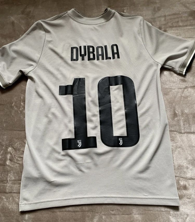 Adidas Dybala jersey juventus Size US S / EU 44-46 / 1 - 1 Thumbnail