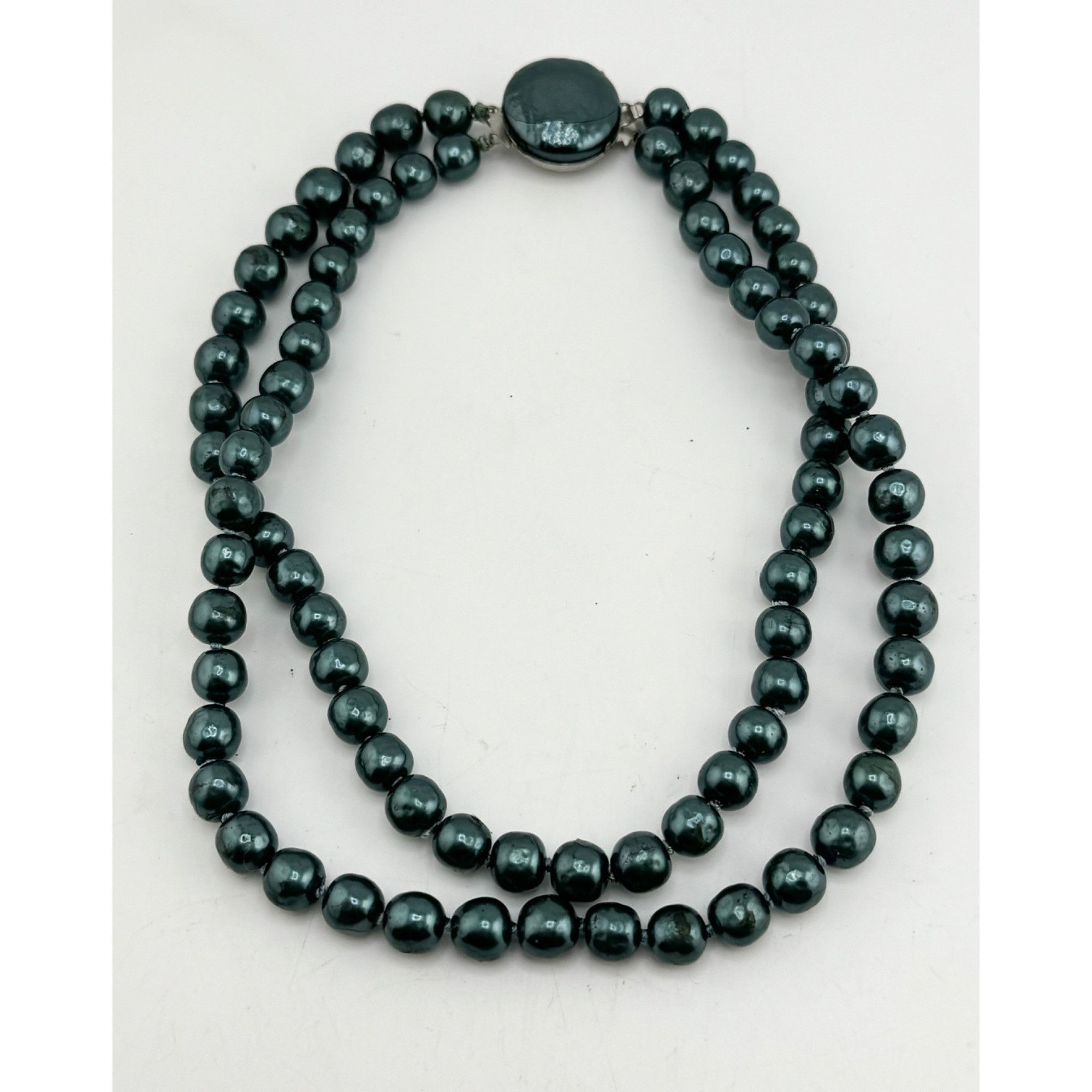 Vintage Vintage double strand green beaded necklace Size ONE SIZE - 1 Thumbnail