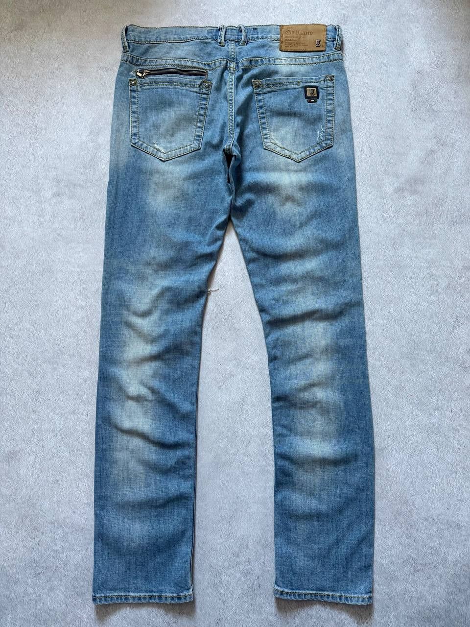 John Galliano 2000s John Galliano Distressed Jeans Denim Pants Size US 34 / EU 50 - 2 Thumbnail