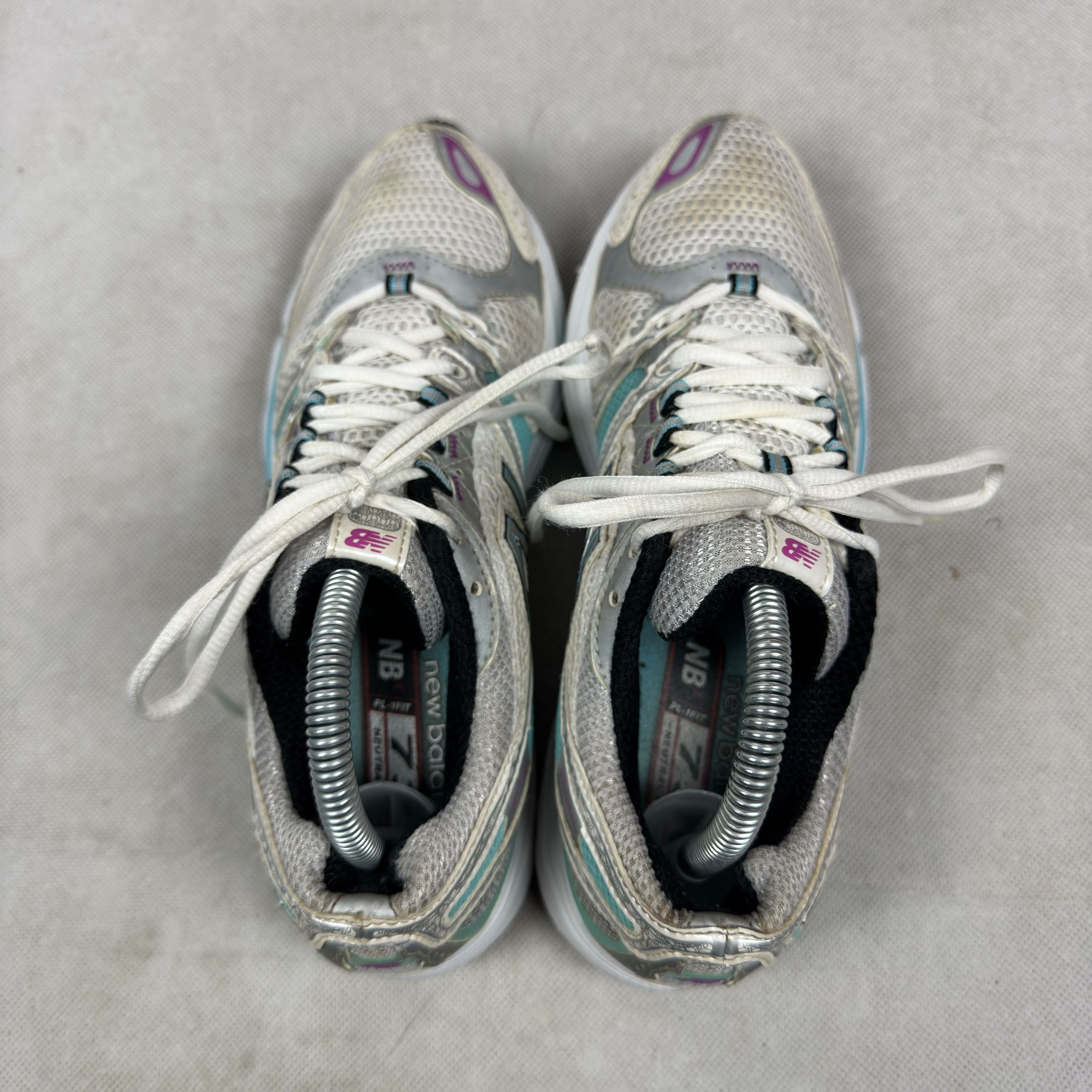 New Balance New Balance WR730WB Women Athletic Running Sneaker Shoes 8.5 Size US 8.5 / IT 38.5 - 4 Thumbnail