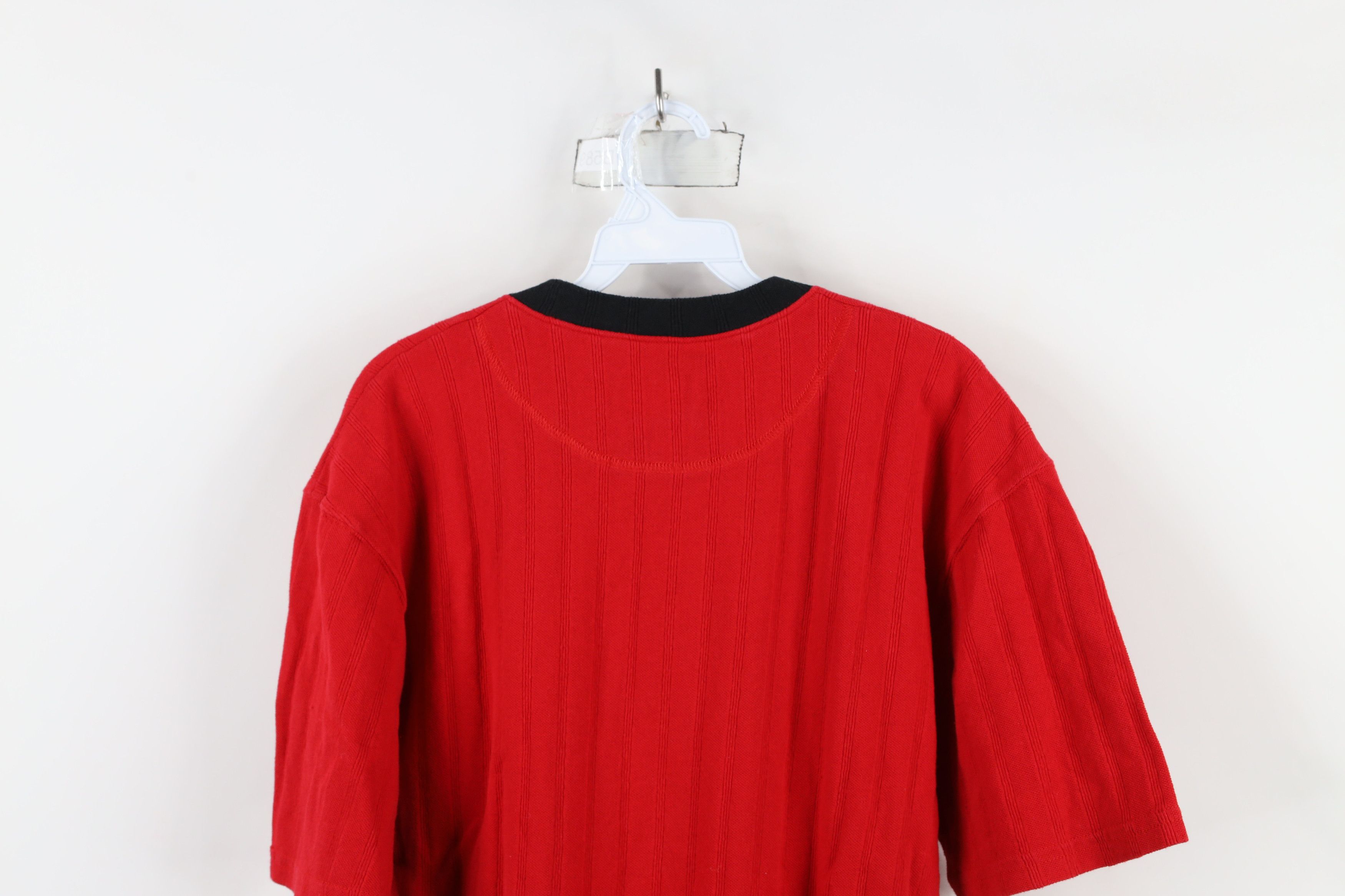Vintage Vintage 90s Out Detroit Red Wings Hockey Henley T-Shirt Red Size US M / EU 48-50 / 2 - 8 Thumbnail