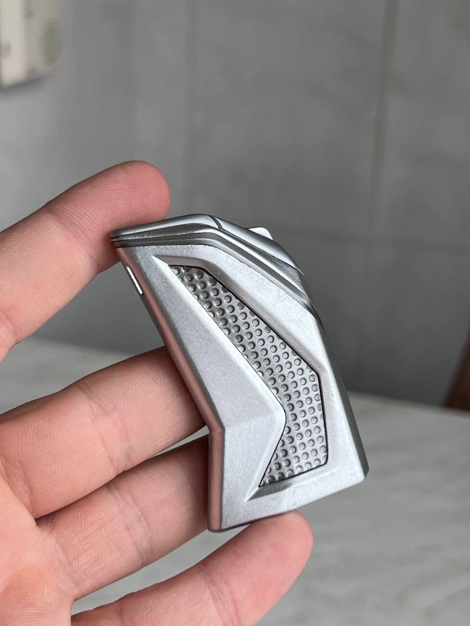 Marlboro × Vintage Y2K ELEGANCE MARLBORO GEOMETRIC METAL PUNK ROCK LIGHTER Size ONE SIZE - 11 Thumbnail