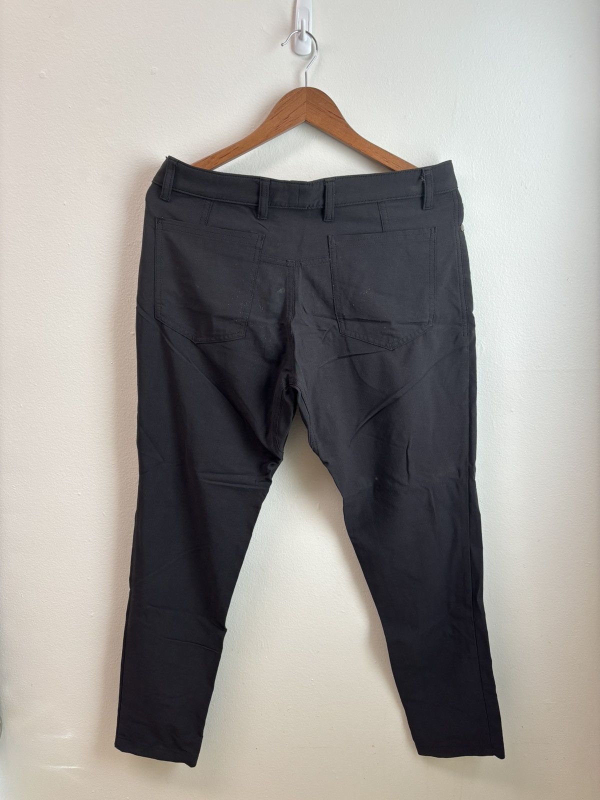 Olivers Apparel Athletic Chinos Size US 30 / EU 46 - 2 Thumbnail