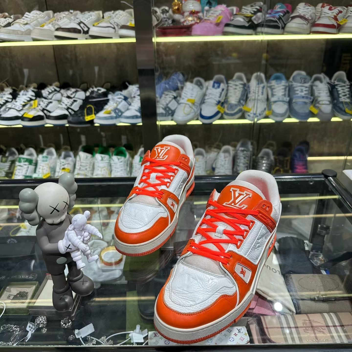 Louis Vuitton Louis Vuitton Training Orange Lowtop Sneakers 10 Men Size US 10 / EU 43 - 1 Thumbnail