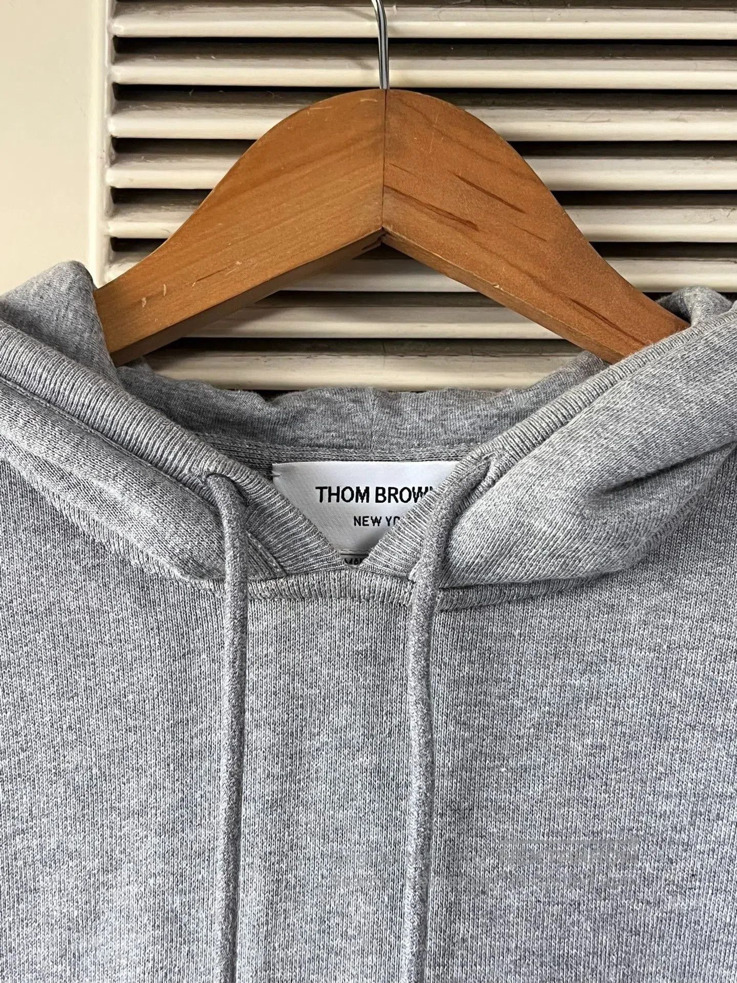 Thom Browne thom browne gray hoodie with stripes. Size US XXS / EU 40 - 3 Thumbnail