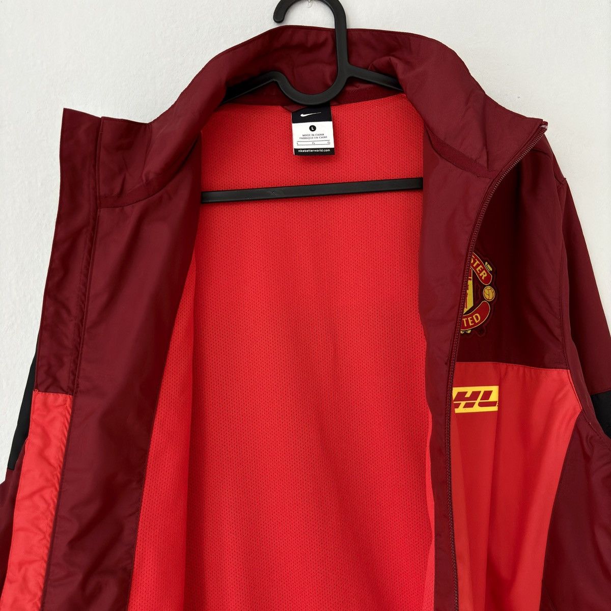 Nike × Vintage 2010 2011 Manchester United Nike DHL Vintage Soccer Jacket L Size US L / EU 52-54 / 3 - 6 Thumbnail