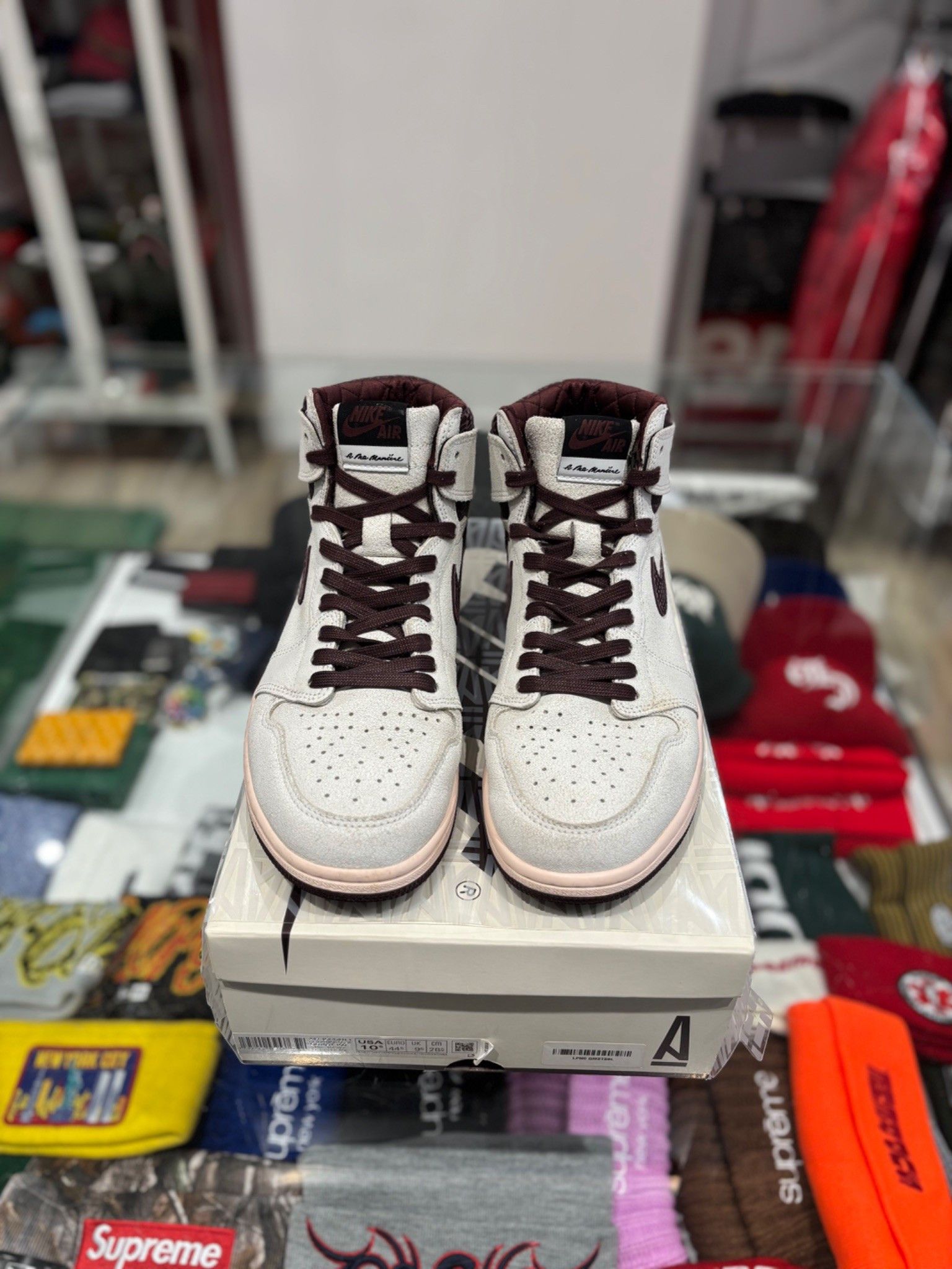 Jordan Brand Jordan 1 High OG A Ma Maniere Size US 10.5 / EU 43-44 - 4 Thumbnail