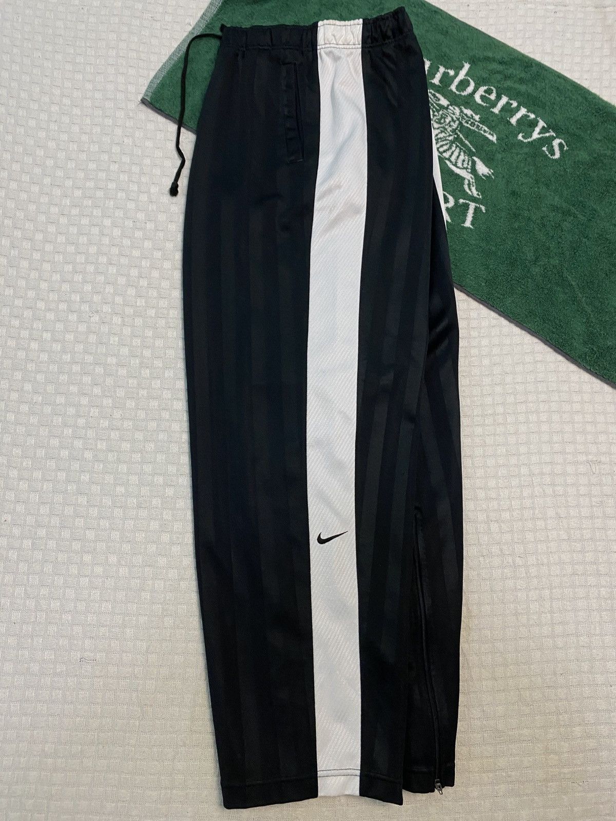Carhartt Wip × Nike 💥 VINTAGE NIKE SUPER BAGGY 90S WIDE LEG TRACK PANTS Y2K Size US 30 / EU 46 - 2 Thumbnail
