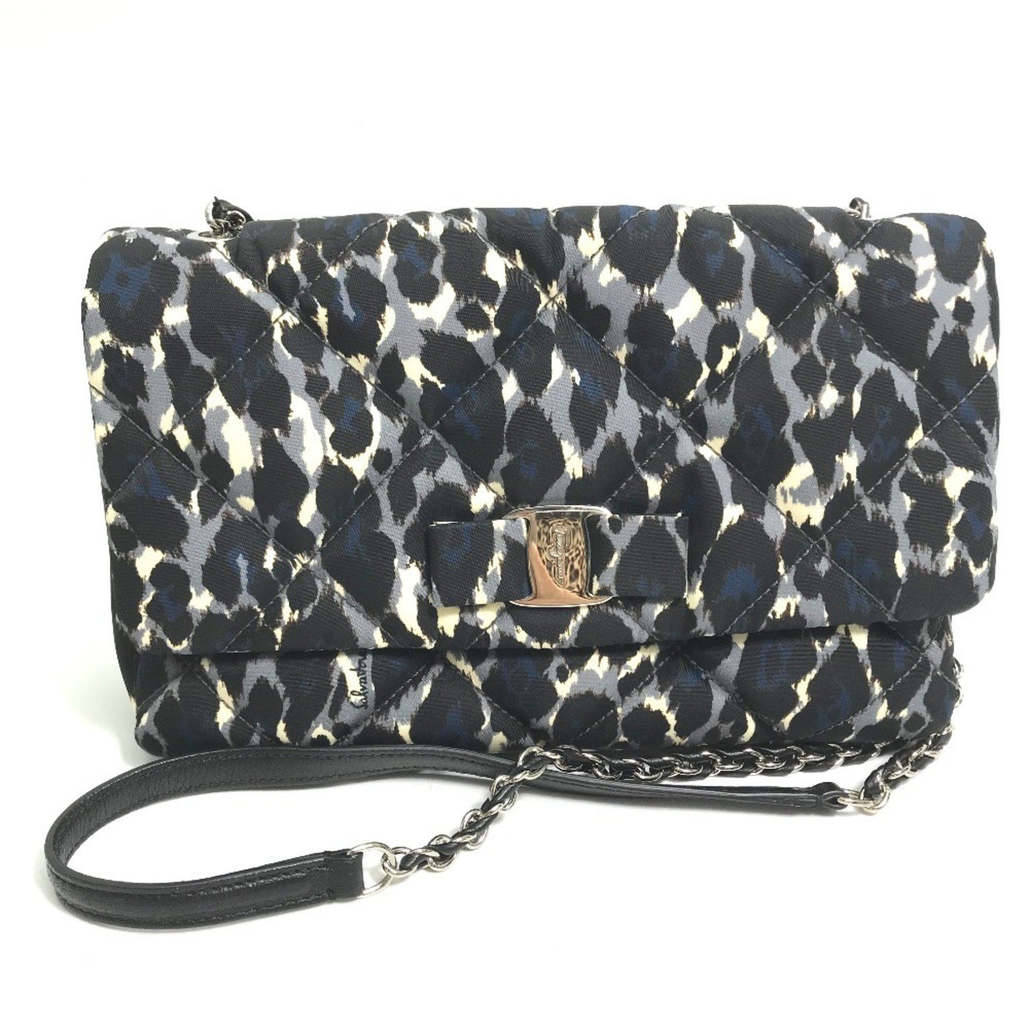 Salvatore Ferragamo E834 Vara Ribbon Leopard Chain Shoulder Bag in Nylon/Leather Black