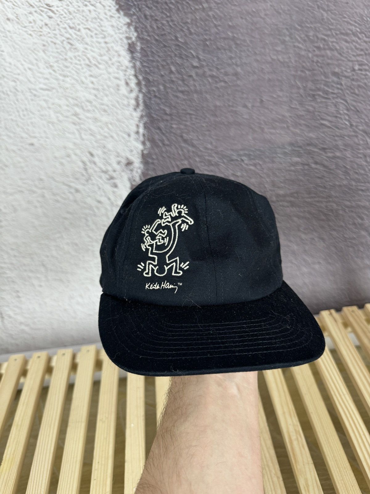 H&M × Keith Haring Keith Harring x H&M double logo cap Size ONE SIZE - 2 Thumbnail
