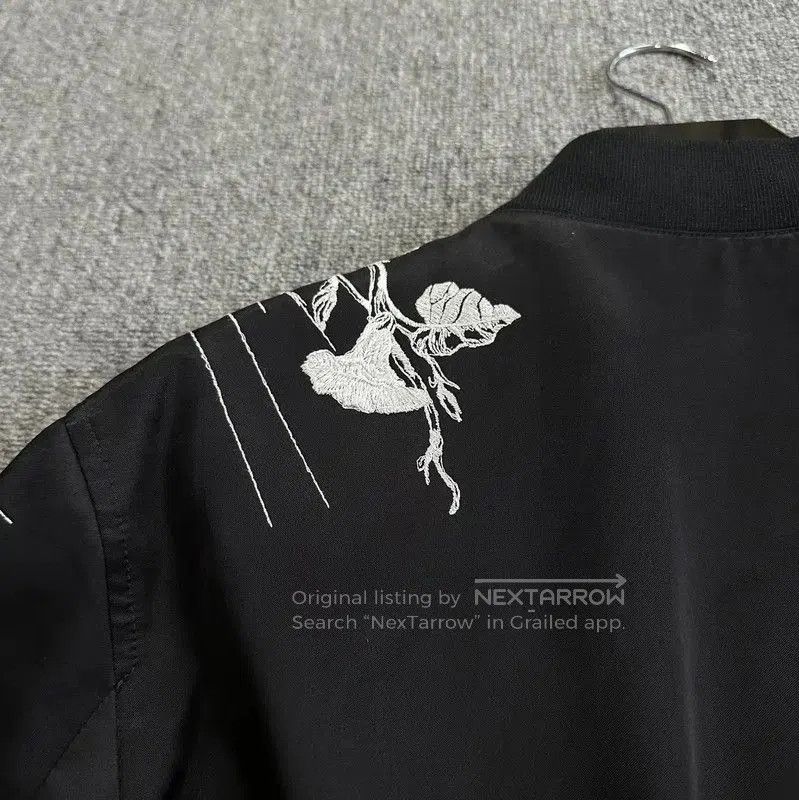 Alexander McQueen Alexander McQueen Black Long Sleeve Embroidered Jacket . Size US XL / EU 56 / 4 - 5 Thumbnail