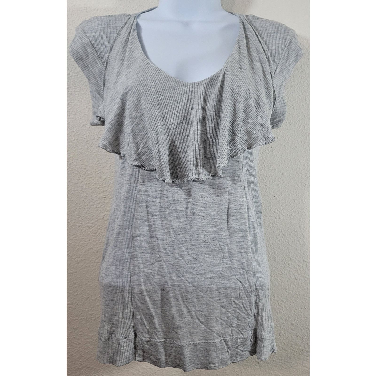 Banana Republic Banana Republic Gray Heathered Layered Ruffle Bodice XS Size XS / US 0-2 / IT 36-38 - 1 Thumbnail