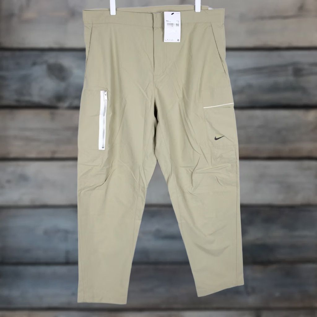 Nike Nike Sportswear Cargo Utility Pants Taper Leg 34 x 28 Beige 100% Nylon Men’s Style Essentials Size US 34 / EU 50 - 1 Thumbnail