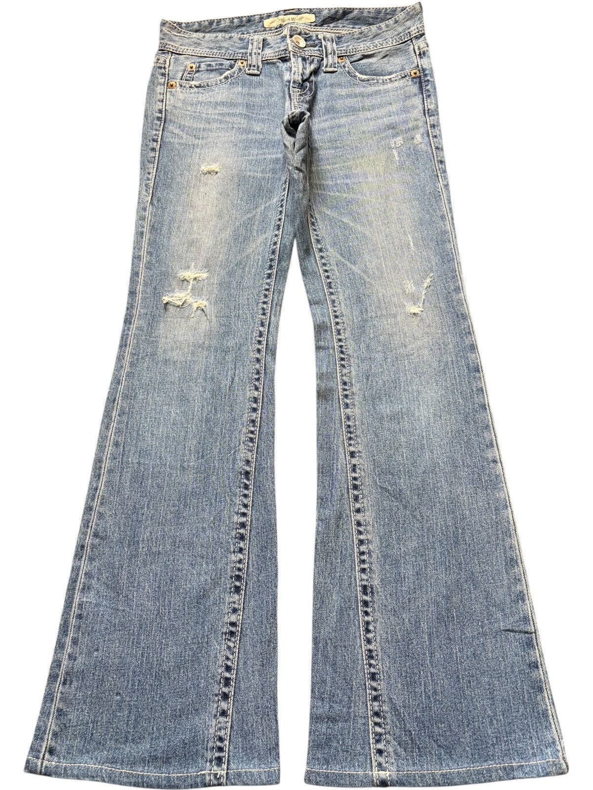 Uniqlo Vintage Uniqlo Faded Wash Distressed Flare Jeans Size 30" / US 8 / IT 44 - 1 Thumbnail