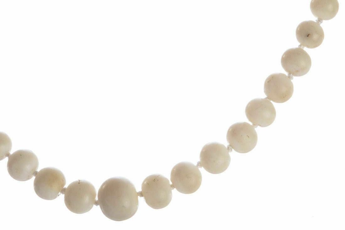 Designer 14 KT Gold Angel Skin Coral Graduated Bead Necklace Size ONE SIZE - 2 Thumbnail