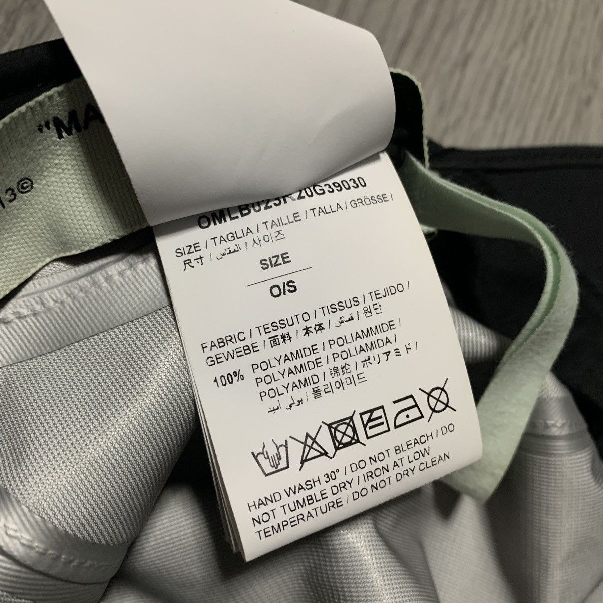 Off-White Off White Cap Mountain Equipment Black Nylon Technical Hat Size ONE SIZE - 7 Thumbnail