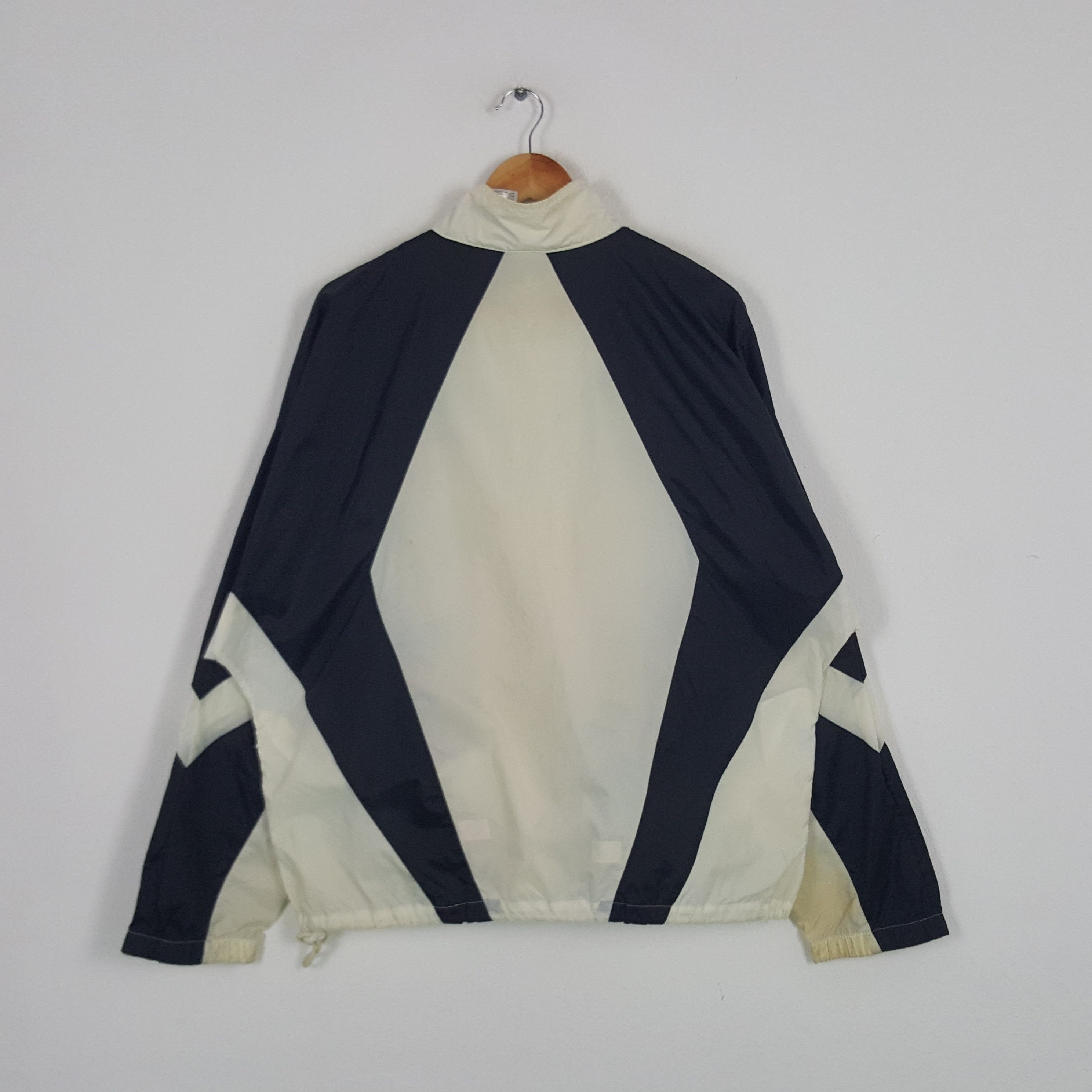 Nike × Vintage Vintage Nike American Sportwear Windbreaker Jacket Size US XXL / EU 58 / 5 - 3 Thumbnail