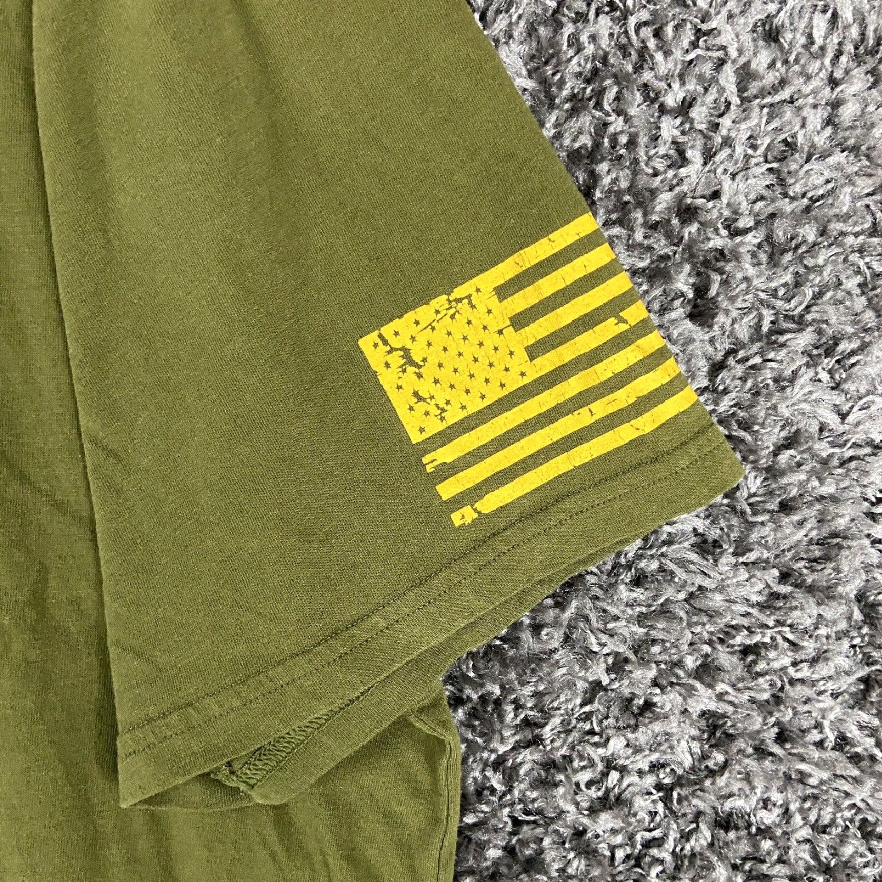 Under Armour Under Armour Graphic Tee Men's XL Green Freedom Size US XL / EU 56 / 4 - 3 Thumbnail