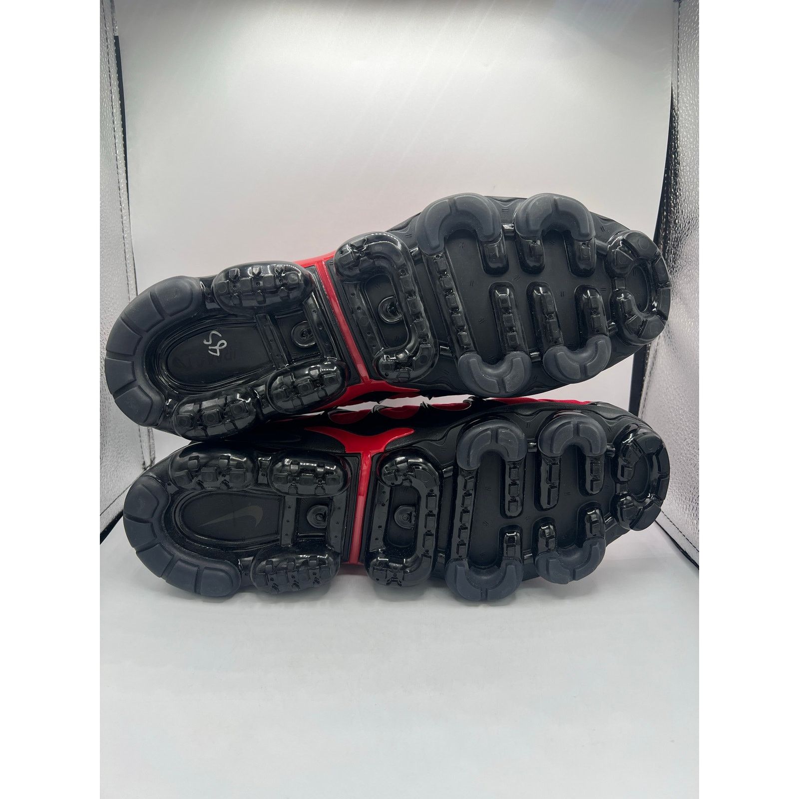 Nike Nike Air VaporMax Plus “University Red” size 12 Size US 12 / EU 45 - 5 Thumbnail