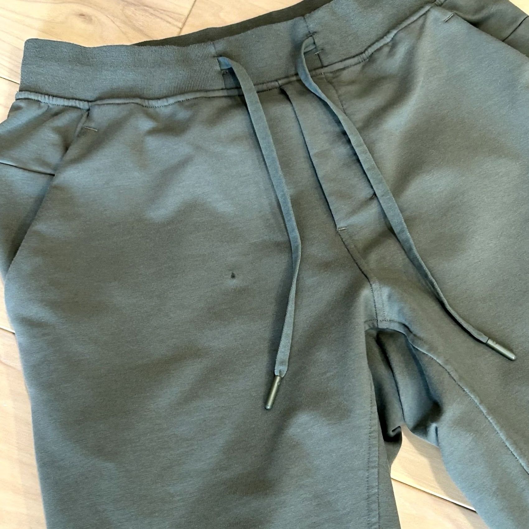 Lululemon Lululemon City Sweat Jogger Green Men Small Pants Adjustable Waist Pockets Tapered Leg Athletic Athleisure City Apparel Vintage No Size US 29 - 3 Thumbnail