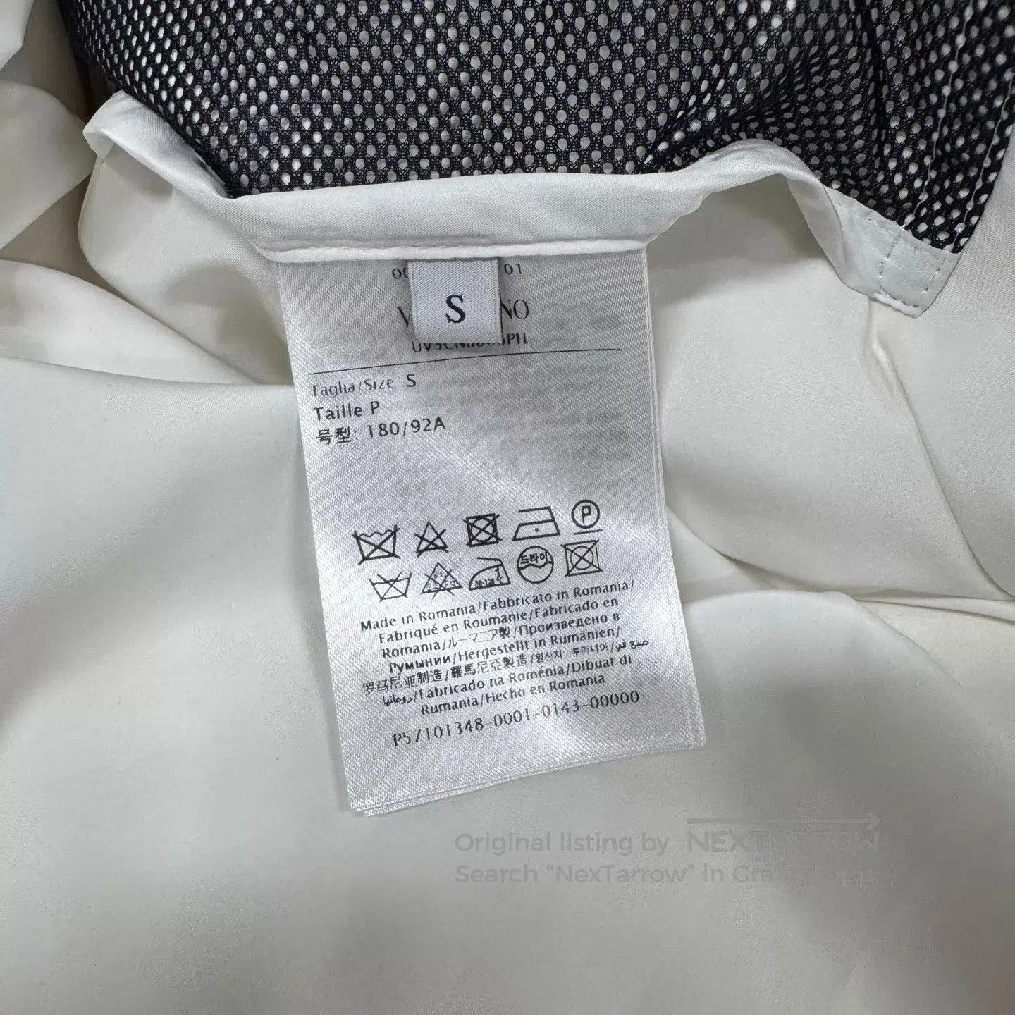 Valentino White Puffer Jacket with Hood . Size US S / EU 44-46 / 1 - 5 Thumbnail