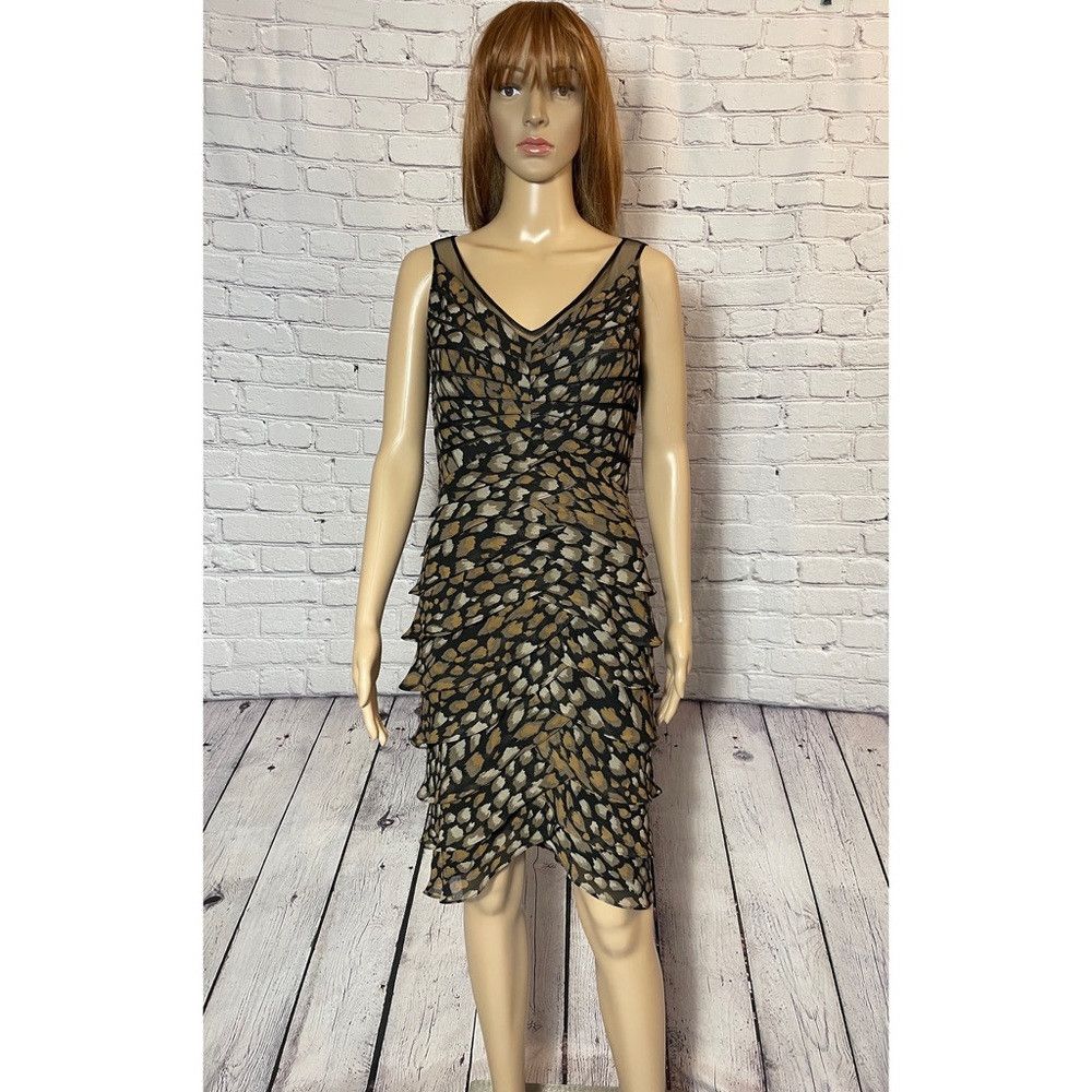 Adrianna Papell Adrianna Papell Animal Print Tiered Sleeveless Dress Size 6 Size M / US 6-8 / IT 42-44 - 1 Thumbnail