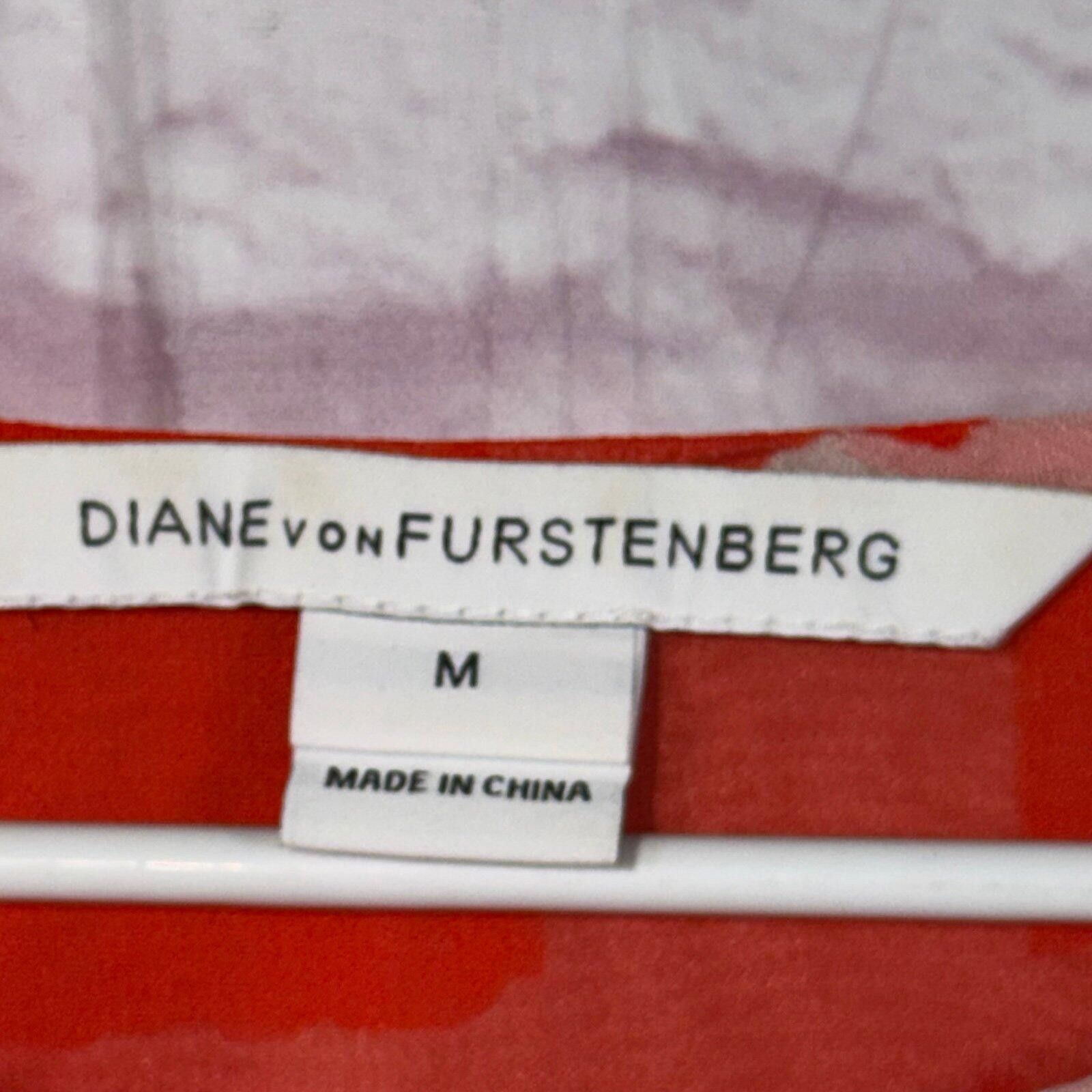 Diane von Furstenberg Diane von Furstenberg Medium Red Abstract Silk Blouse Size M / US 6-8 / IT 42-44 - 3 Thumbnail