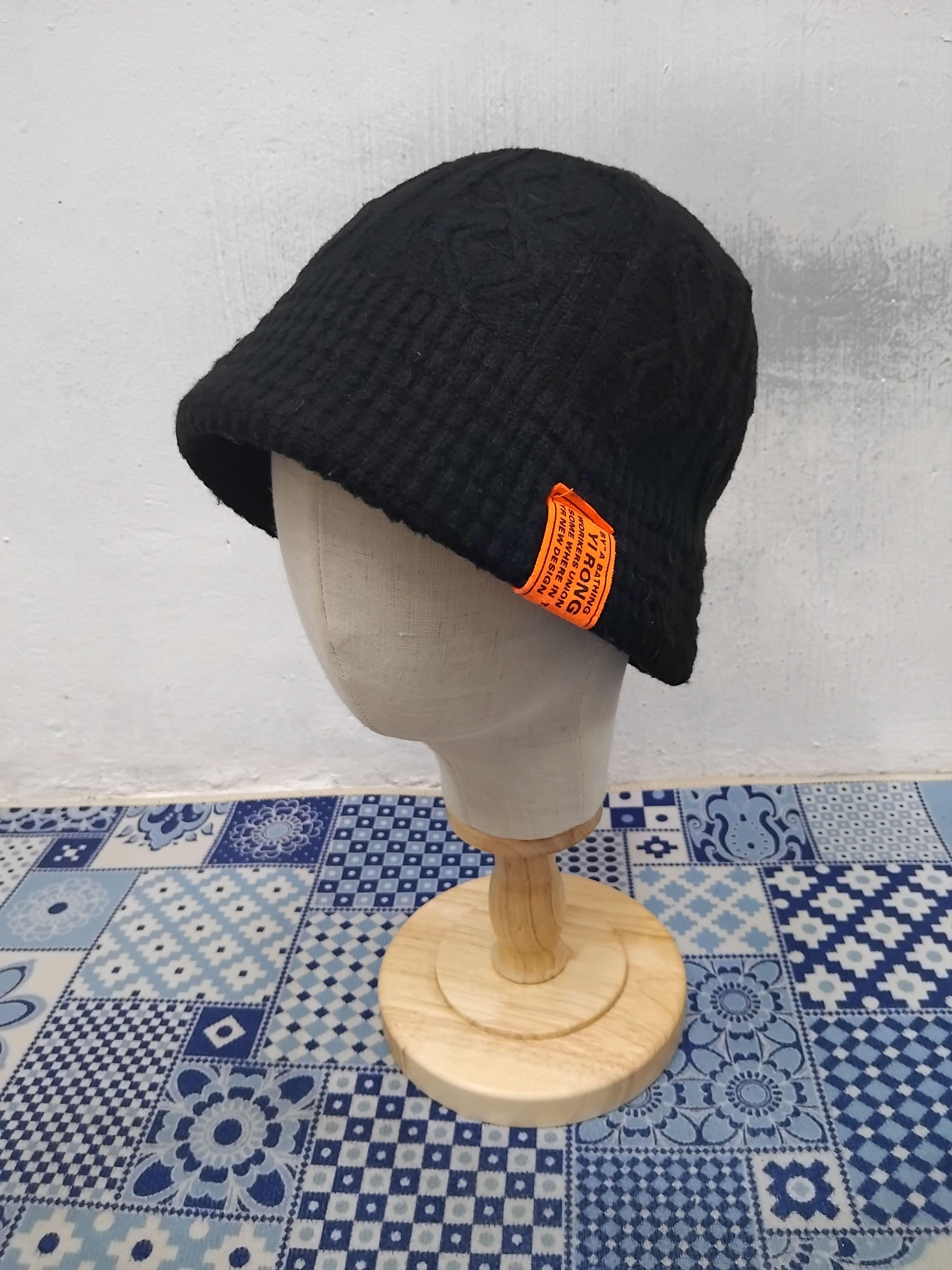 Japanese Brand 💥Yi rong yre black colour hat Size ONE SIZE - 4 Thumbnail