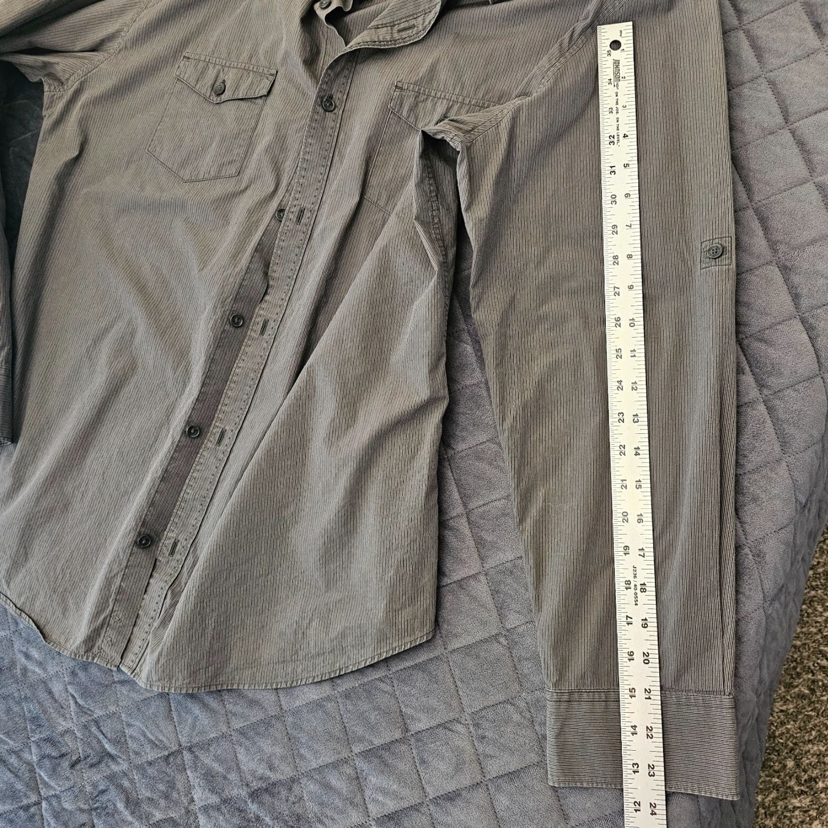 Calvin Klein Calvin Klein Men's XL Long Sleeve Button Down Dark Gray Stripe Roll Tab Sleeve Size US XL / EU 56 / 4 - 6 Thumbnail