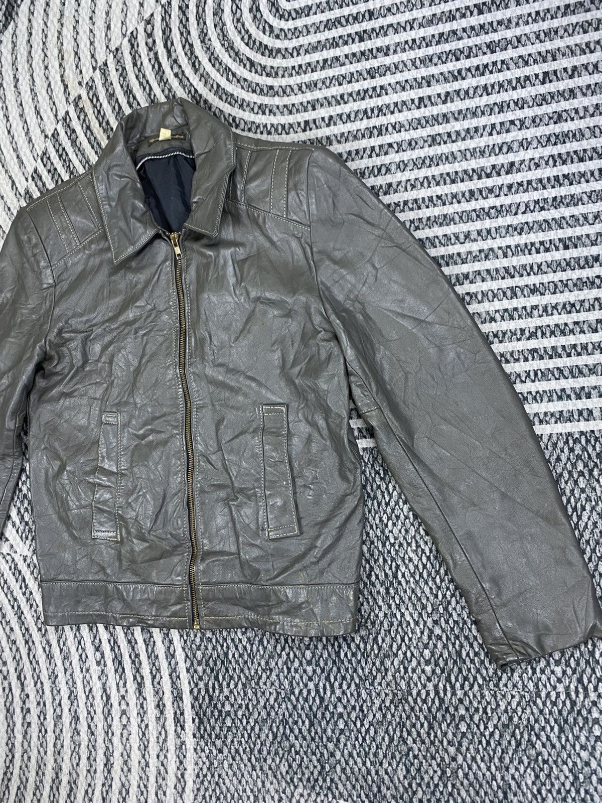 Leather 🔥RARE Vintage Leather Jacket Made In Argentina Size US M / EU 48-50 / 2 - 4 Thumbnail