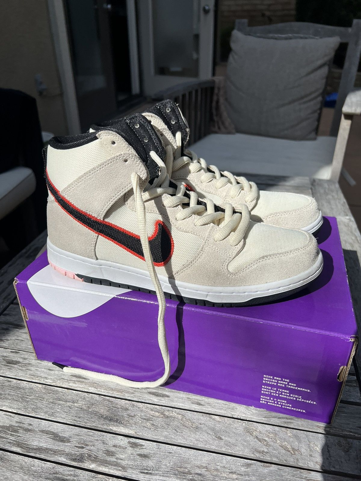 image of Nike Sb Dunk Hi Sf Giants Shoes in White, Men's (Size 9.5)