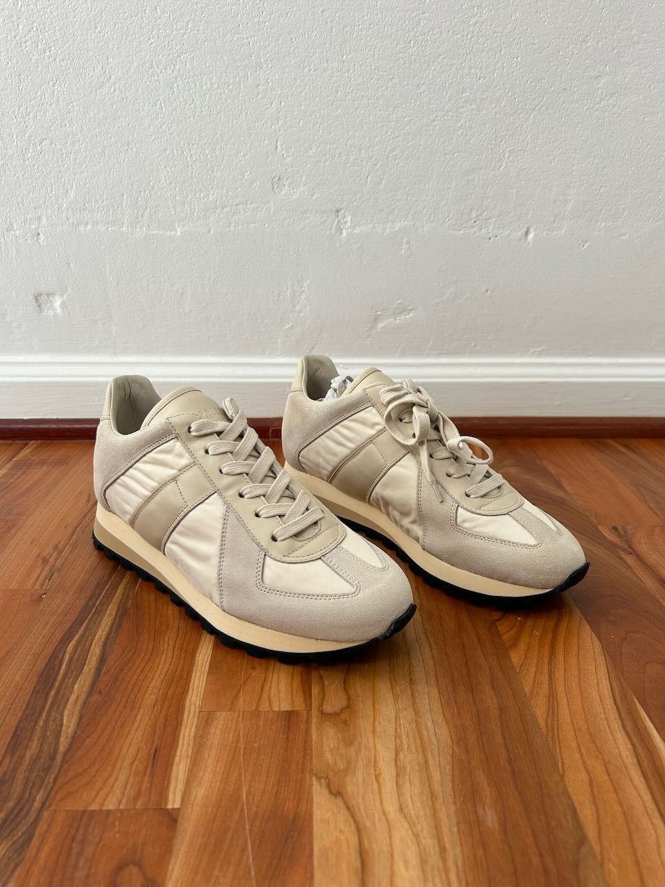 Maison Margiela MAISON MARGIELA White Replica Runner Sneakers Size US 6 / EU 39 - 3 Thumbnail
